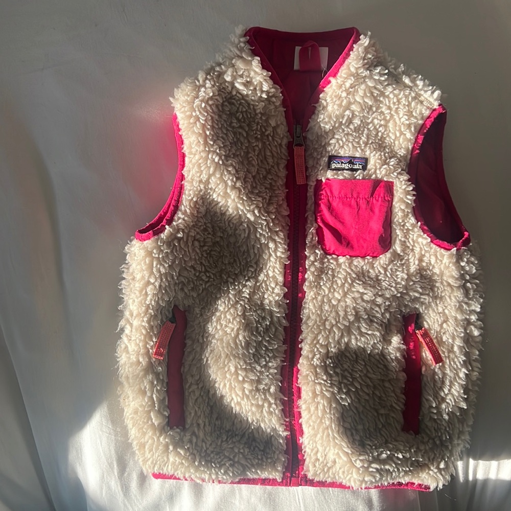 Kids Patagonia Retro-X fleece vest- size 4T- pink